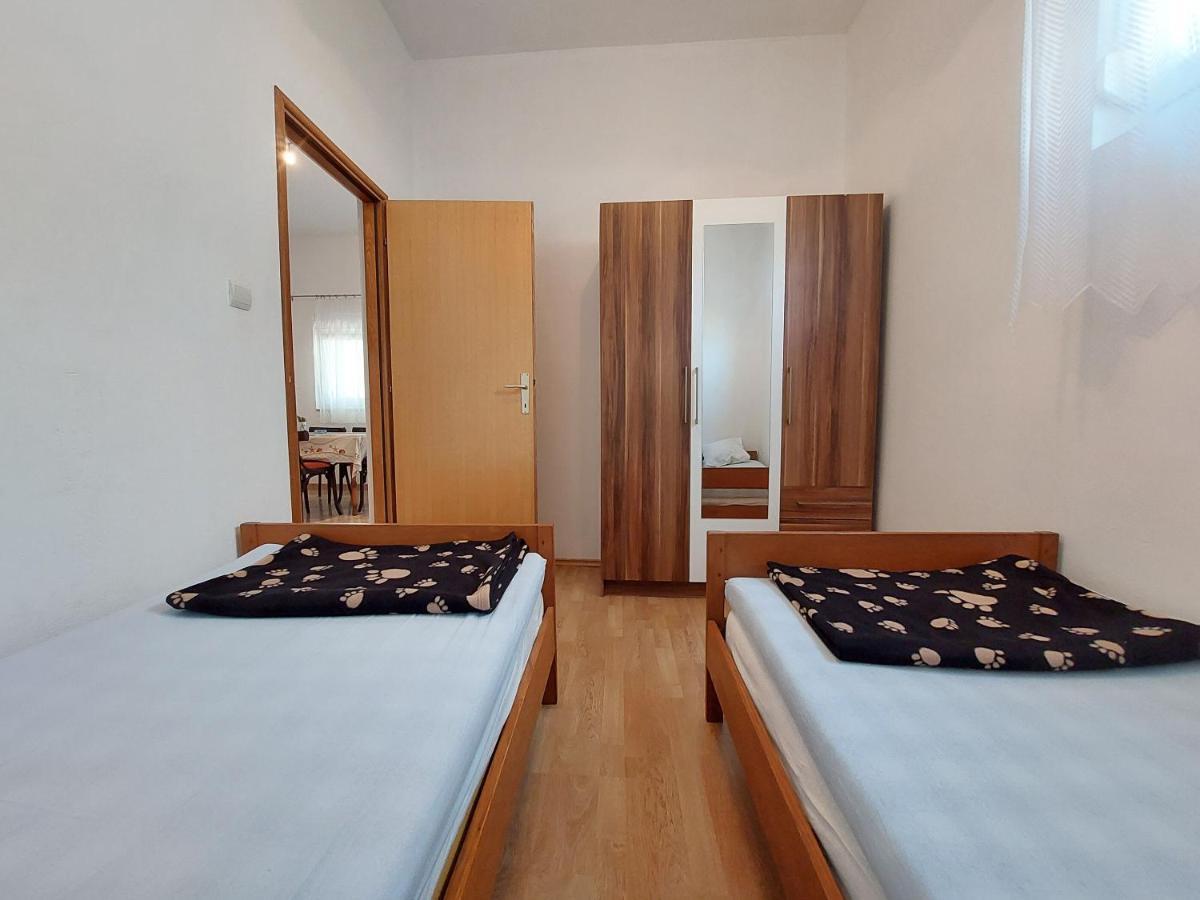 Apartment Ankica Punat Ngoại thất bức ảnh