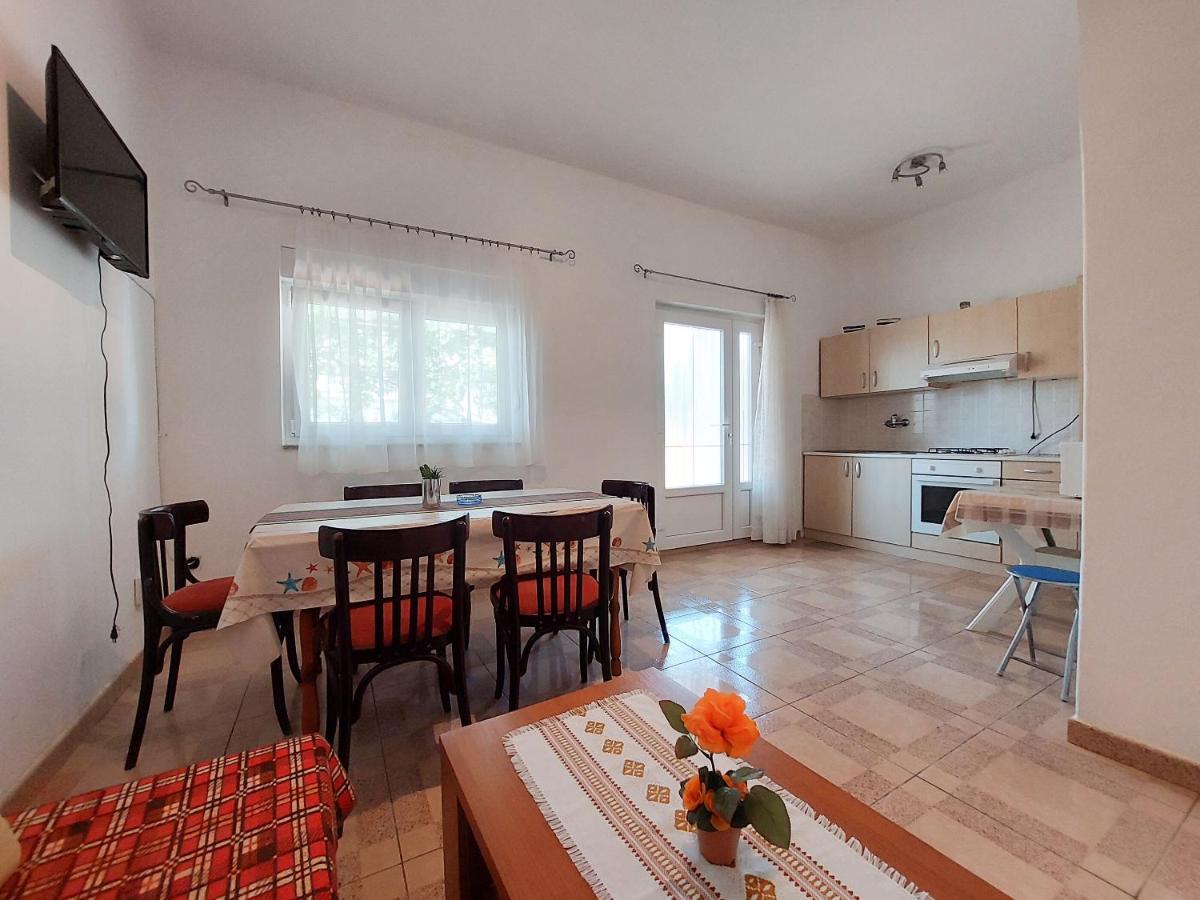 Apartment Ankica Punat Ngoại thất bức ảnh